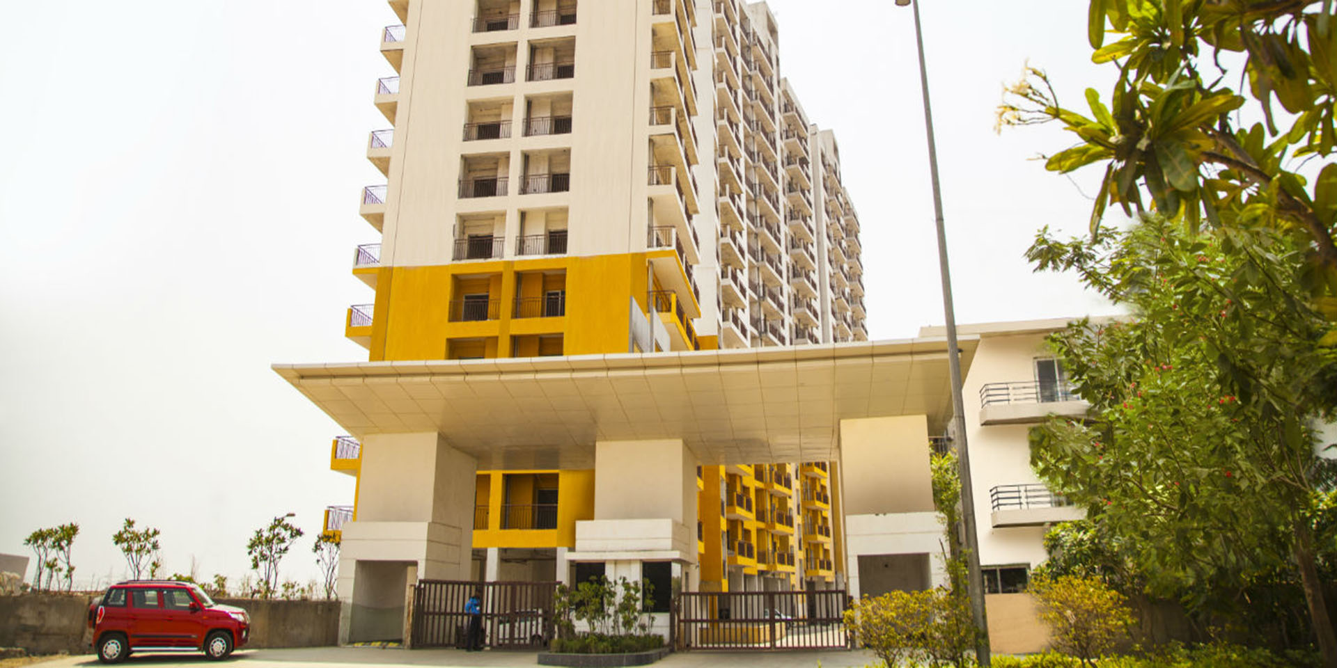 Paramount Golfforeste apartment in Greater Noida