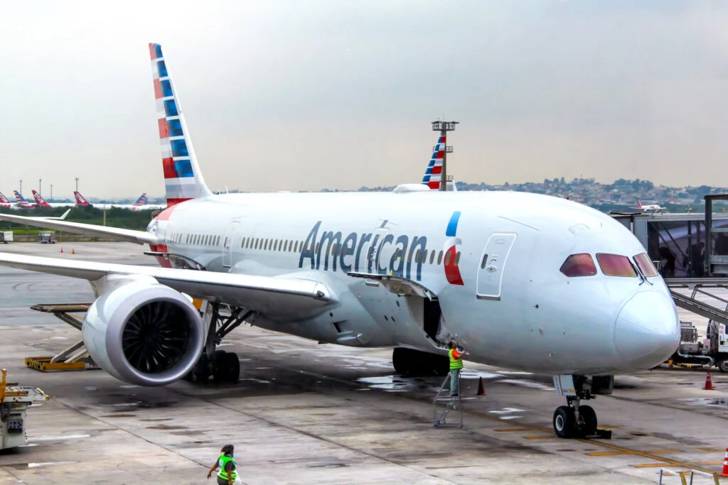 4f49dc88-american-airlines-1024x683