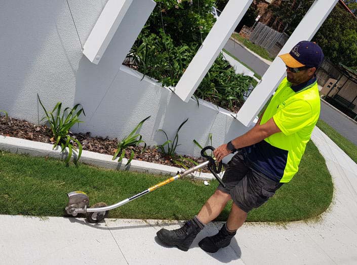 All Lawns & Gardens