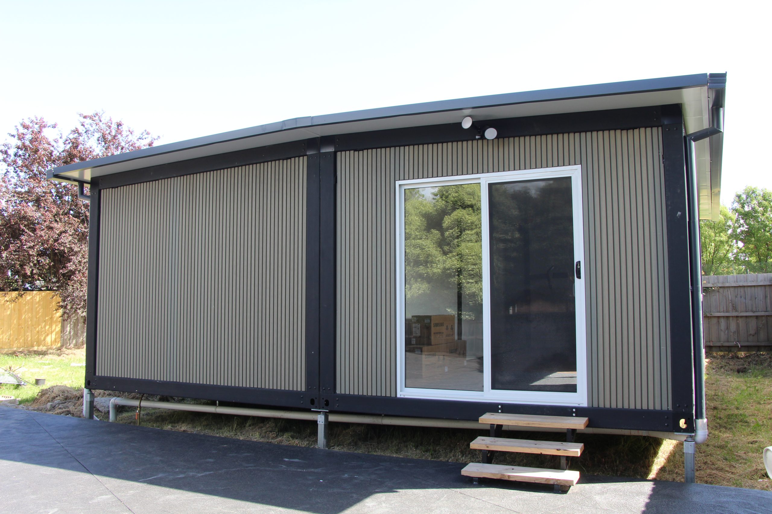 1800 Cabins-Granny Flats Melbourne
