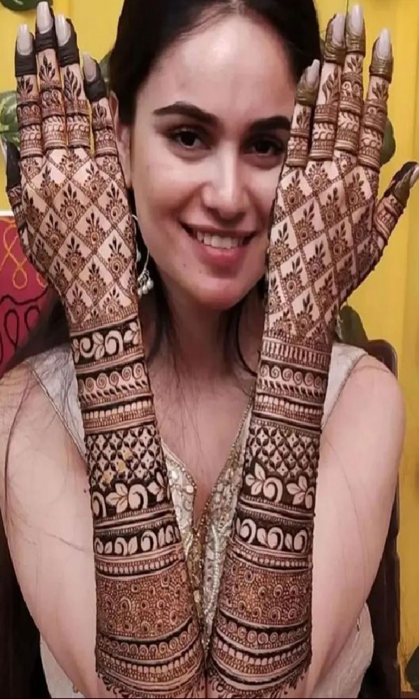 Are You Looking For Best Rajasthani Mehendi Artist in Delhi?