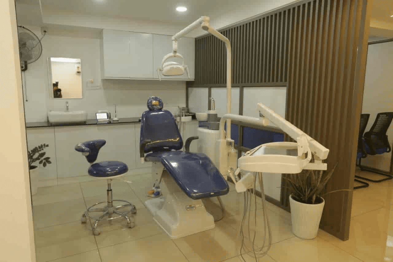Dr Razeena Dental Clinic Kochi | Family Dental Care & Implants